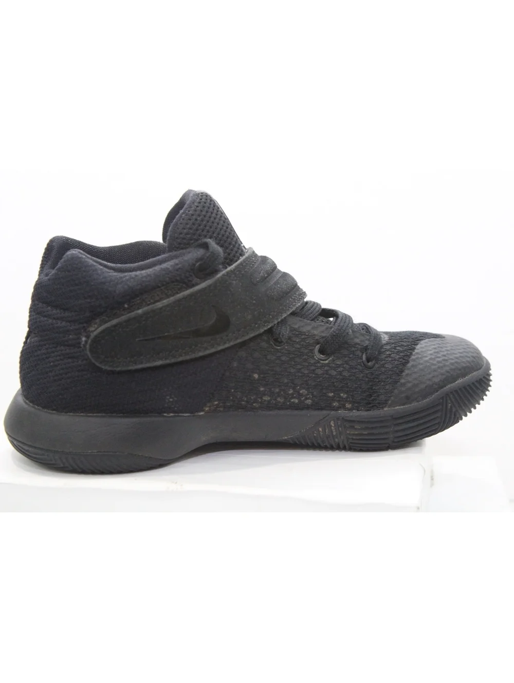 Nike Kyrie Irving 2 PS Black Preschool Kids Shoes 827280-008 Youth Size 12 C